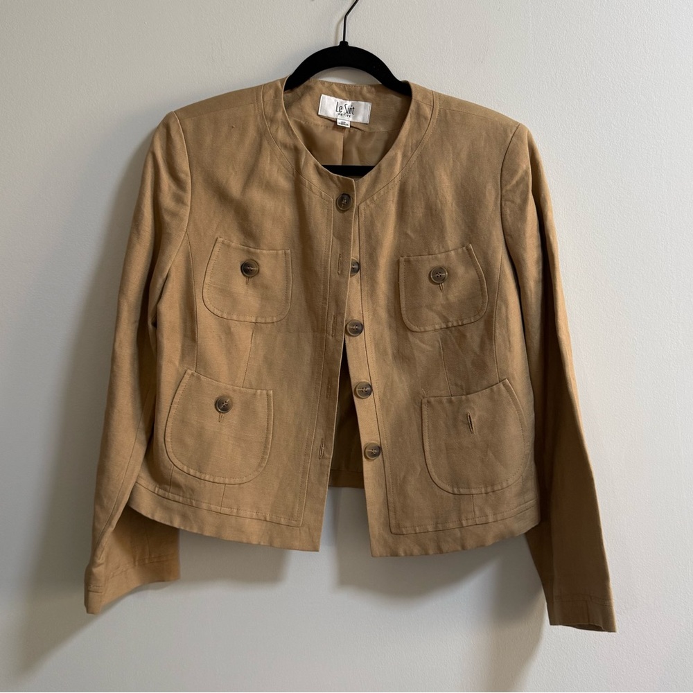Le Suit Tan Collarless Button-Front Jacket